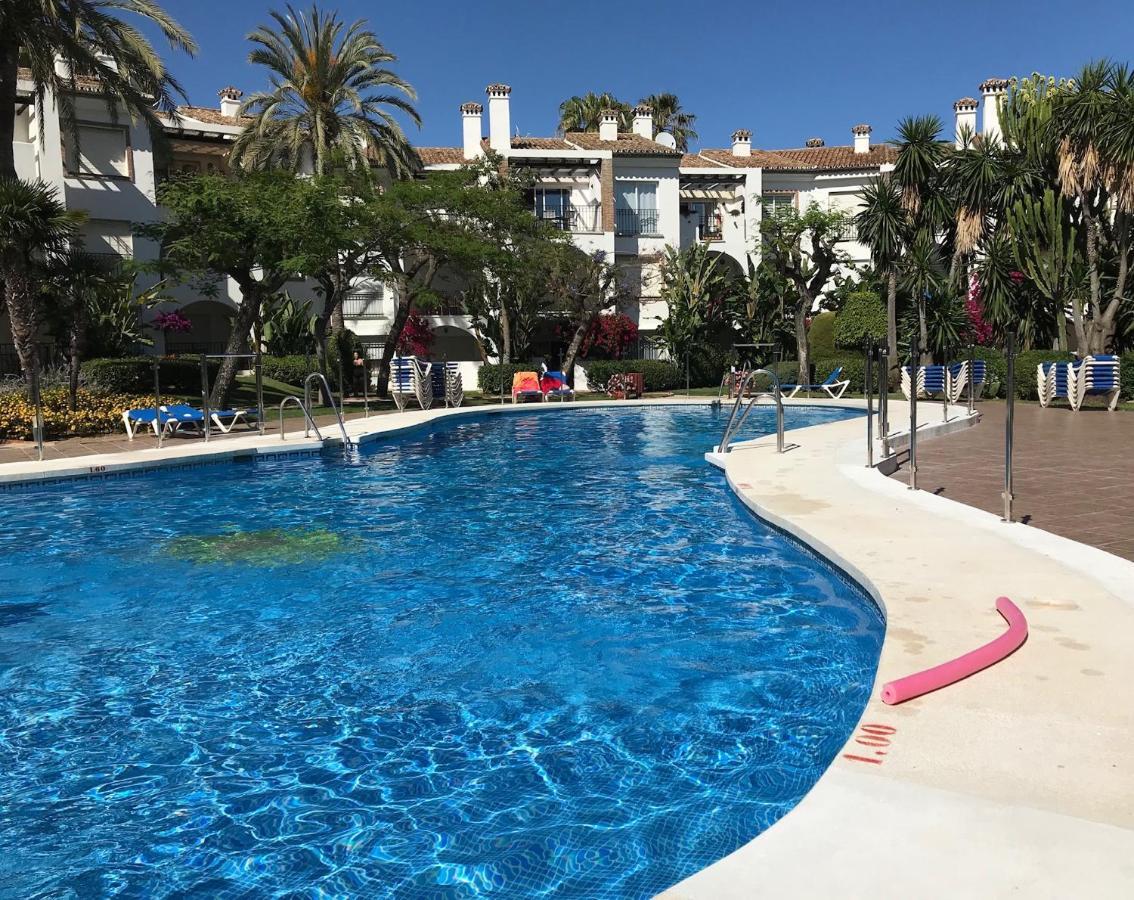 Marbella - Estepona Beach Frontline Apartment Exterior foto